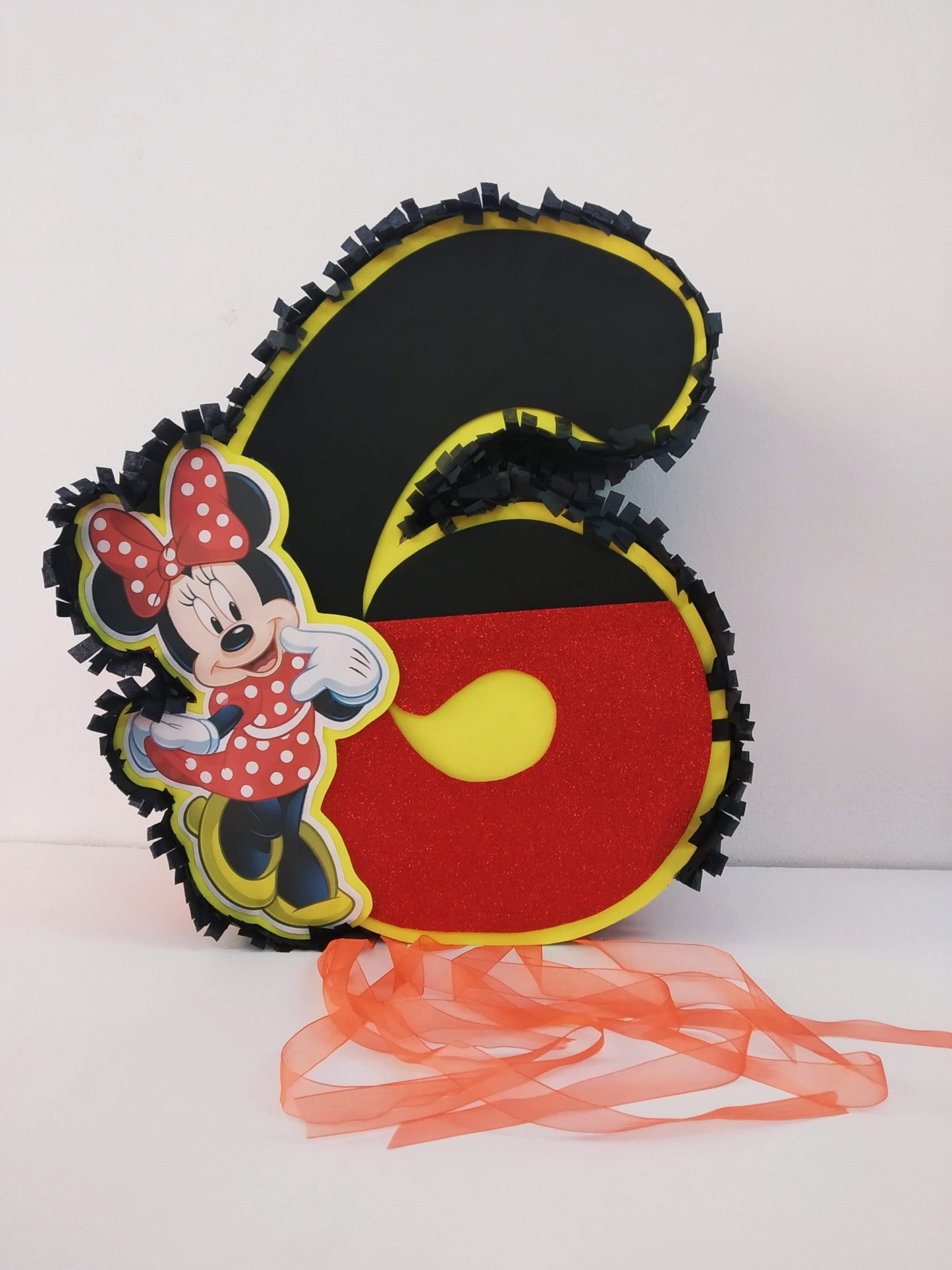 Piñata Numero 6 Minnie Mouse
