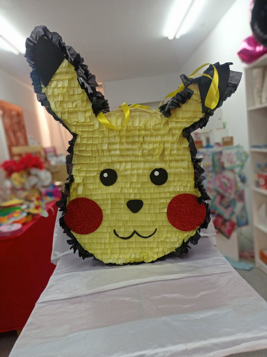 Piñata  Pikachu  personalizada