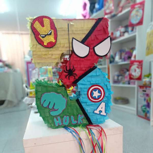 Piñata súper héroes niños